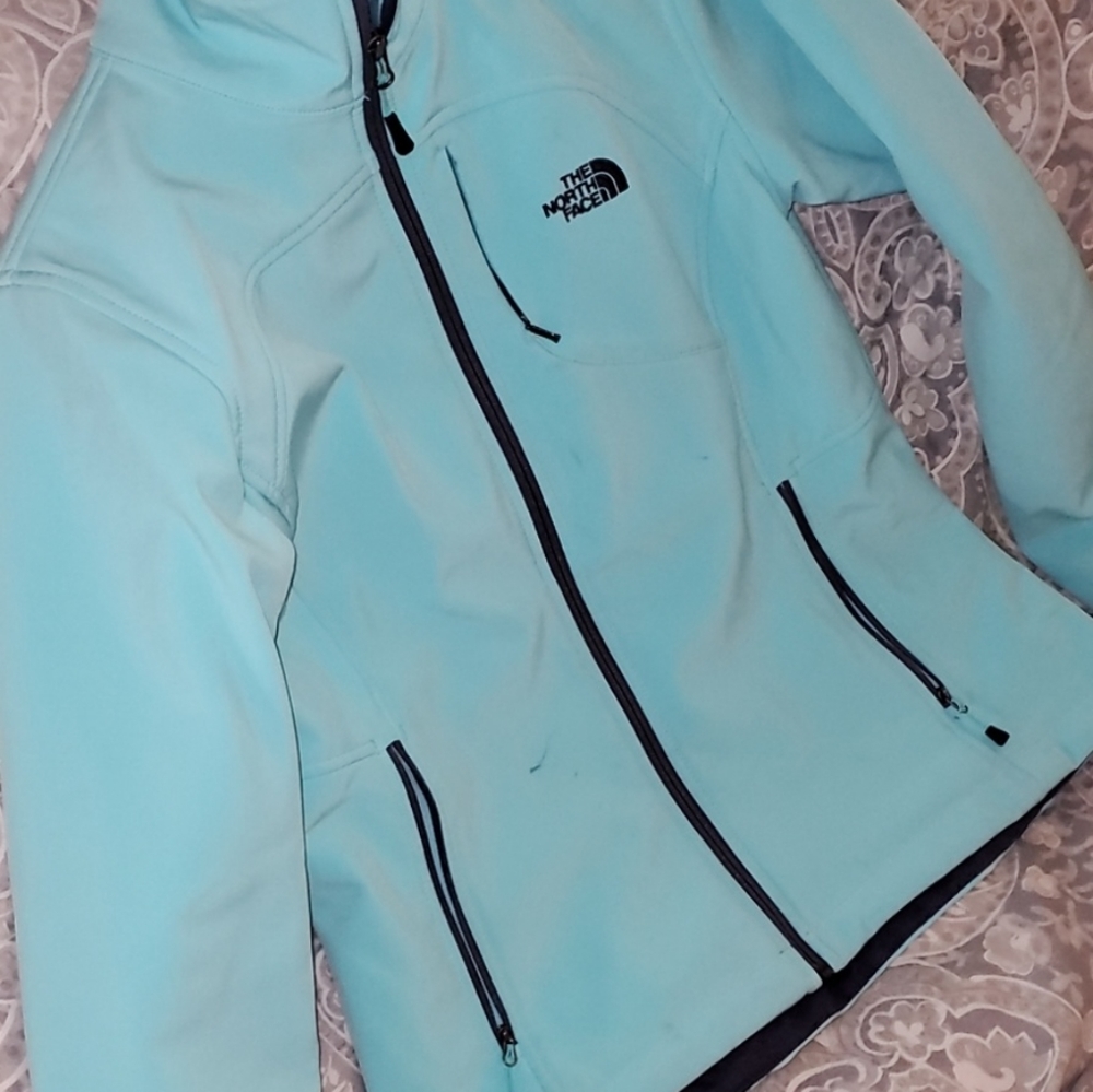 North Face Jacket - Picture 4 of 4